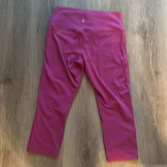 Lululemon 23” purple align leggings - Picture 3 of 3